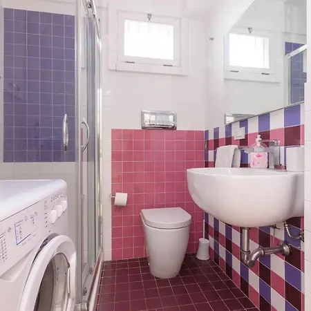 In Con Piscina Privata A 100 Mt Dlla Plaja Apartment