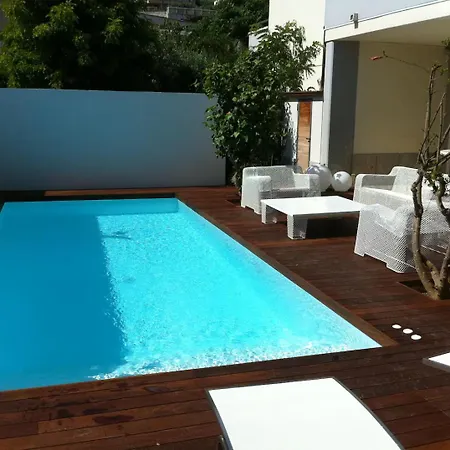 Apartment In Con Piscina Privata A 100 Mt Dlla Plaja